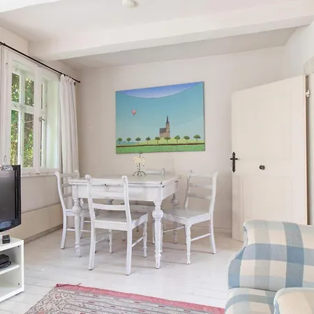 Fachwerkhaeuschen Am Kornmarkt - Herzlich &