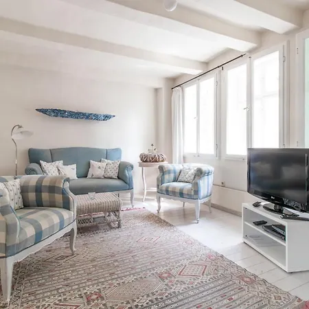 Fachwerkhaeuschen Am Kornmarkt - Herzlich & Quedlinburg